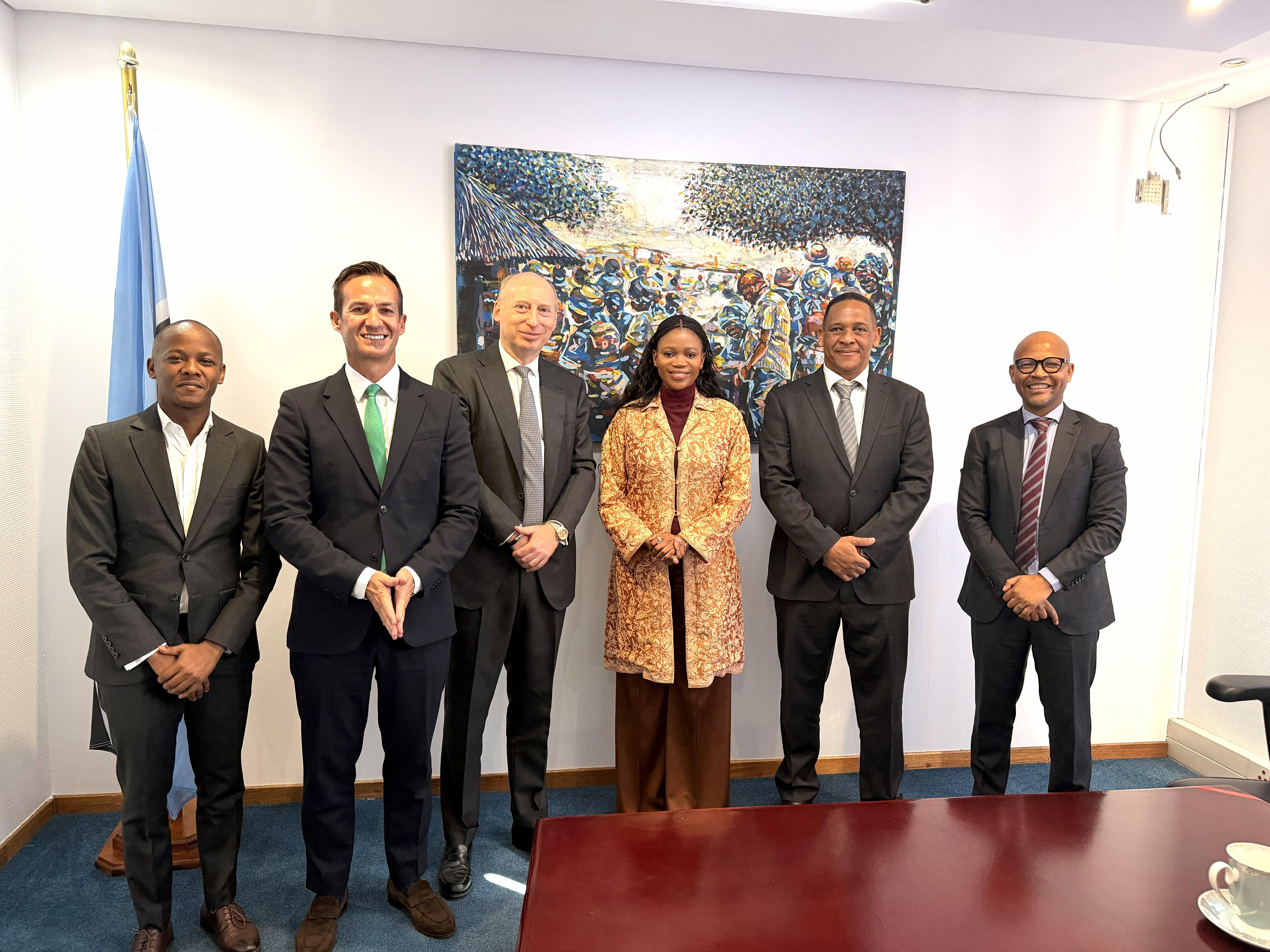 Minister of Minerals and Energy, Honourable Bogolo Joy Kenewendo with representatives from Vivo Energy